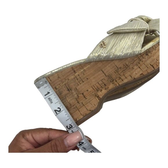 SAM & LIBBY Claudia Women Size 7 Gold Metallic Platform Wedge Sandals -Slip On - Picture 5 of 12